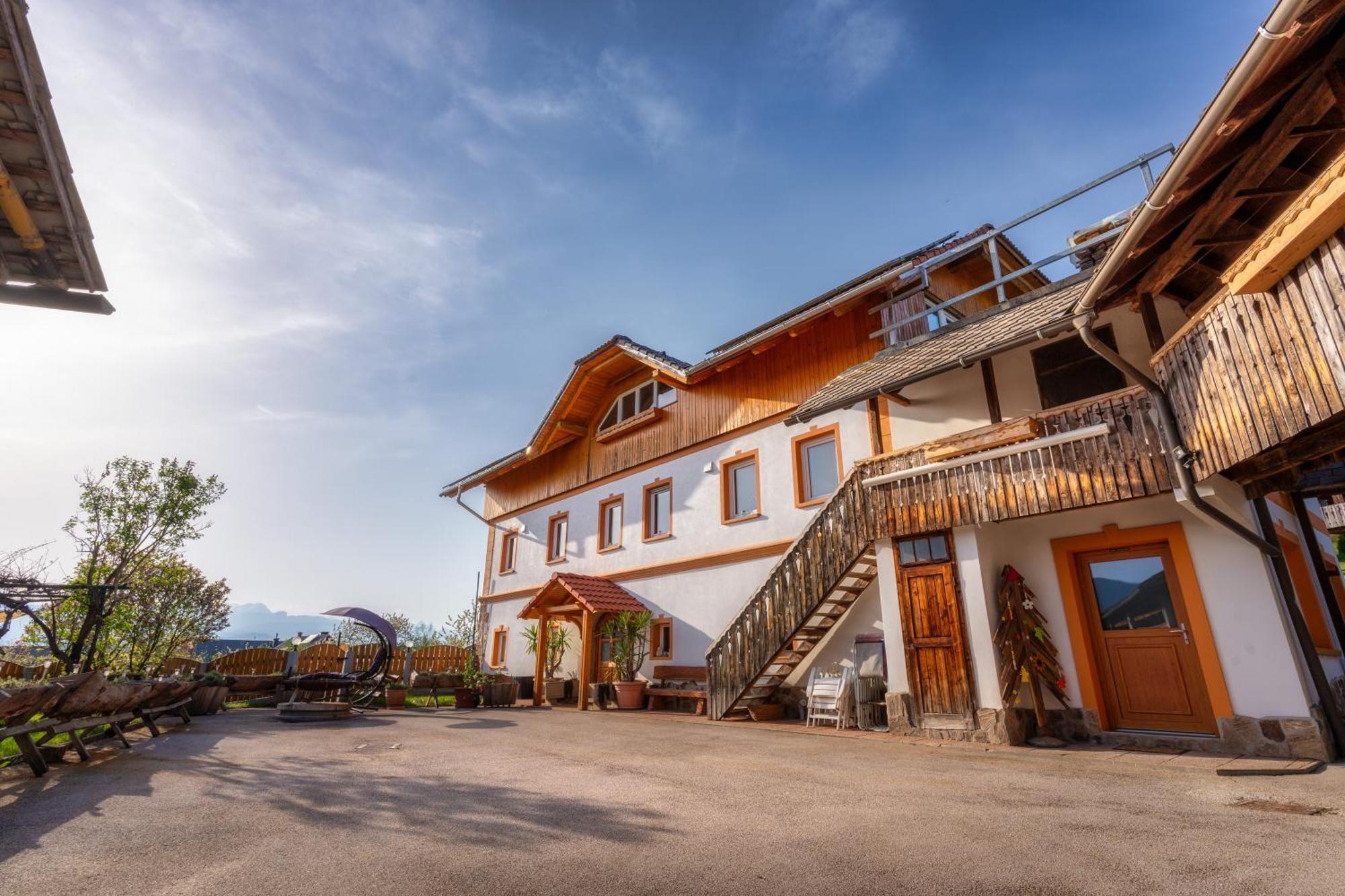 Stara Soncna Hisa Apartment Radovljica Exterior foto